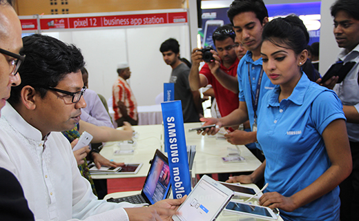 Robi Smartphone & Tab Expo-TechShohor