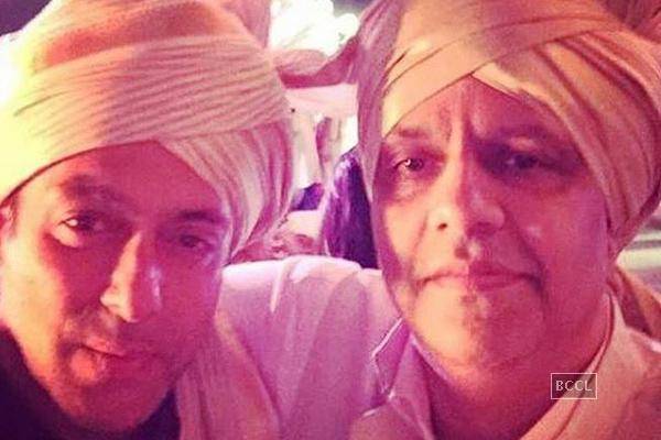 Slaman-with-his-father-TechShohor