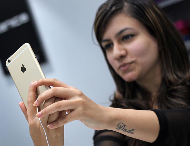 iPhone đứng trước nguy cơ bị cấm truy cập mạng viễn thông tại Ấn Độ
